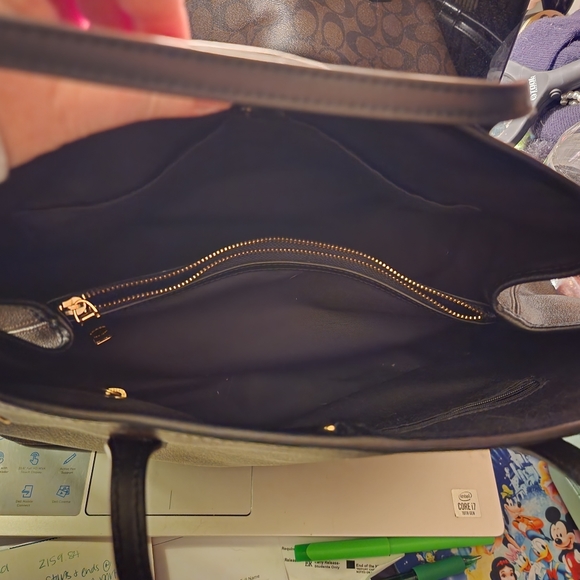 ✨💞Coach Drawstring CarryAll💞✨ - Picture 5 of 5